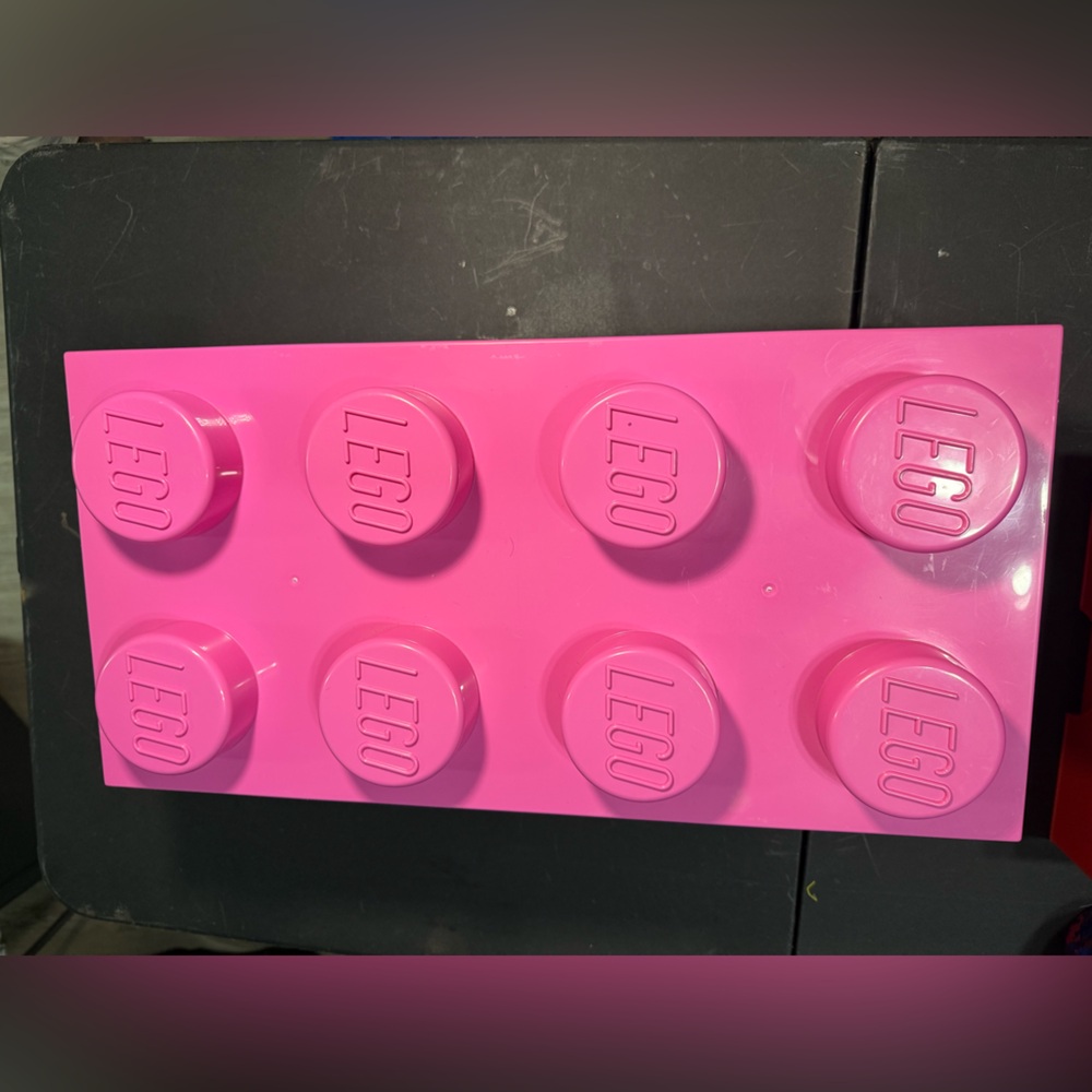 LEGO Bright Pink Storage Block - Picture 2 of 5